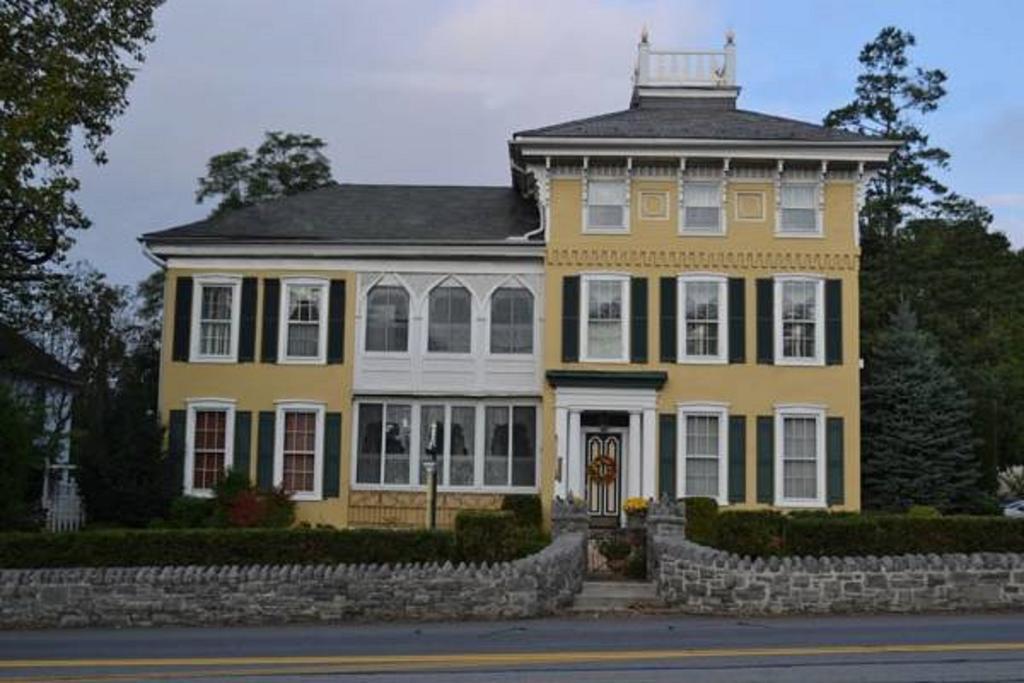 Ej Bowman House Bed & Breakfast Lititz Kültér fotó